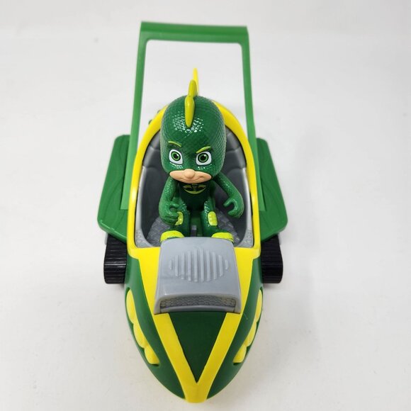 Pj Masks Gekko Mobile Toy Vehicle With Gekko Figure Green and Yellow - Picture 3 of 9